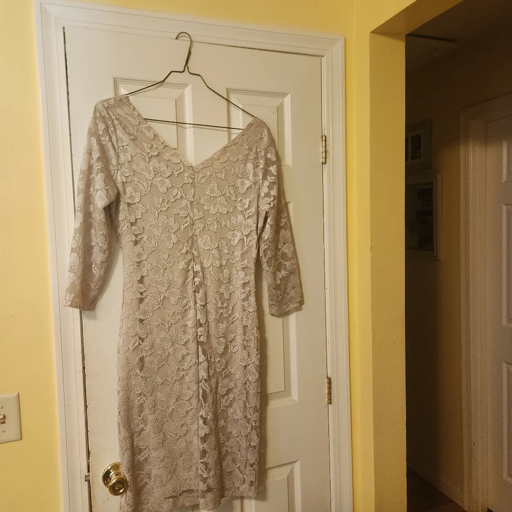 Ralph Lauren tan lace dress size 16 - Picture 6 of 6